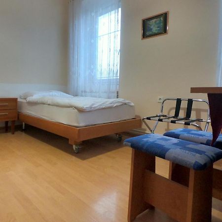 Penzion Mlynicky Dvur Cervena Voda Quarto foto