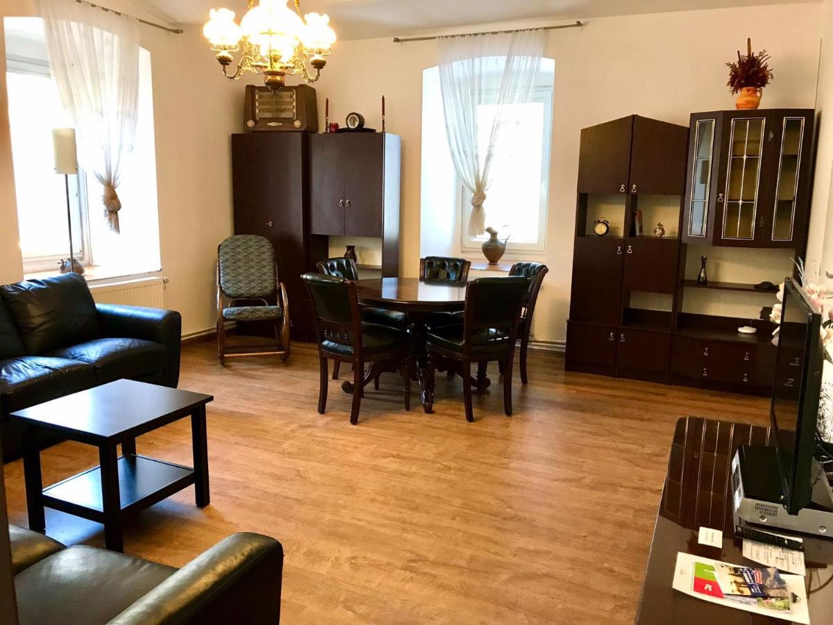 Penzion Mlynicky Dvur Cervena Voda Exterior foto
